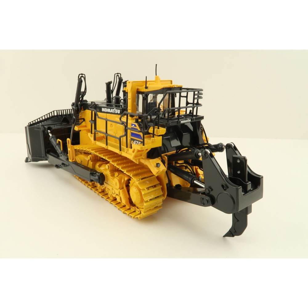 First Gear 50-3482 Komatsu D475A-8 Dozer with Ripper Diecast New 2023 Scale 1:50