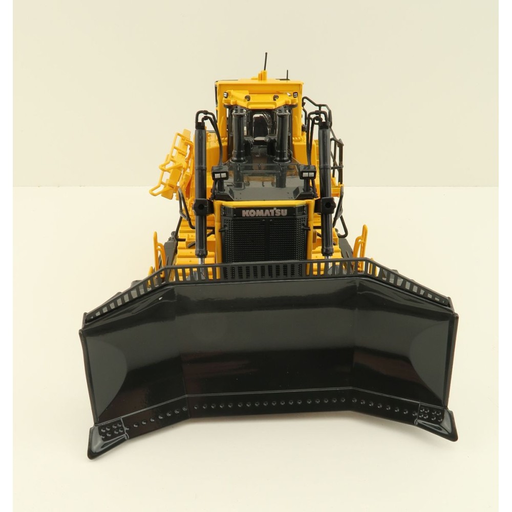 First Gear 50-3482 Komatsu D475A-8 Dozer with Ripper Diecast New 2023 Scale 1:50