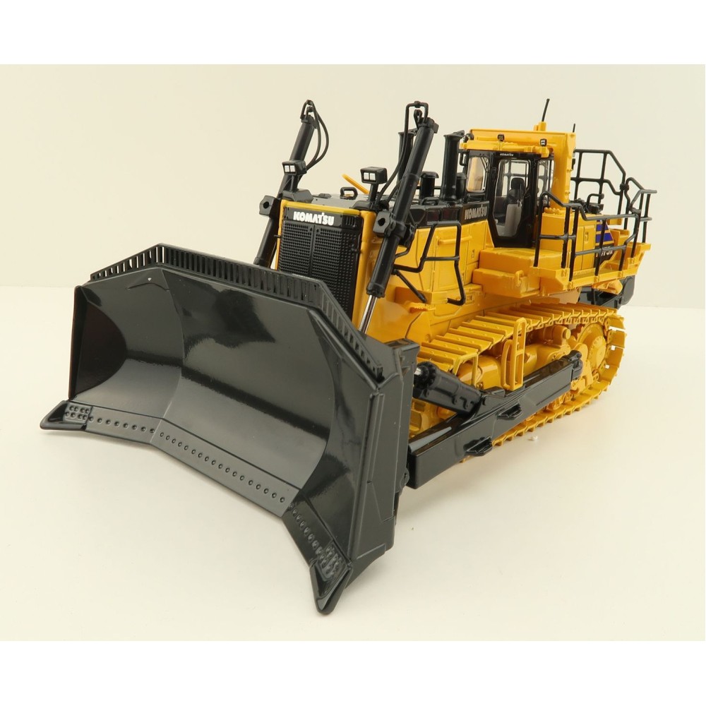 First Gear 50-3482 Komatsu D475A-8 Dozer with Ripper Diecast New 2023 Scale 1:50