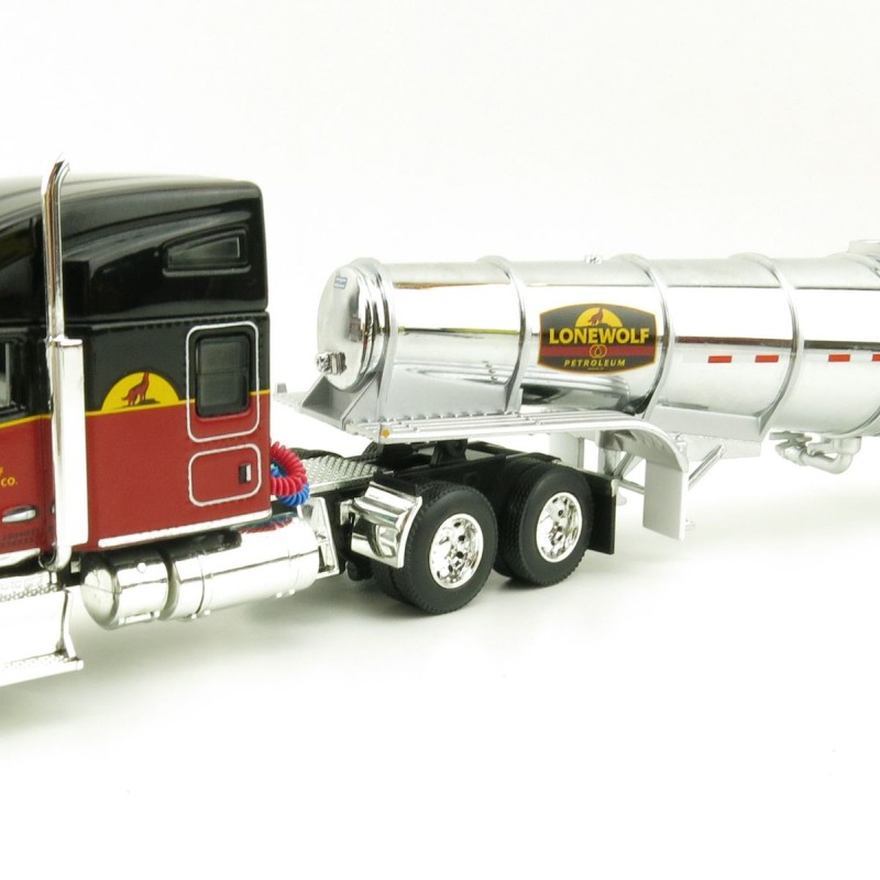 First Gear 60-1041 Kenworth T680 Prime Mover with Polar Tank Trailer - Lonewolf Petroleum - Scale 1:64