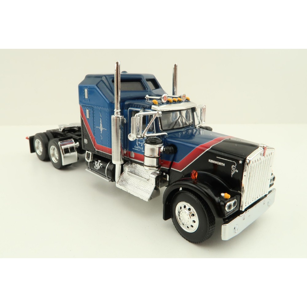 First Gear 60-1204 Kenworth W900A Aerodyne 6x4 Truck with Livestock Trailer - John Wayne: Cattle Company - Scale 1:64