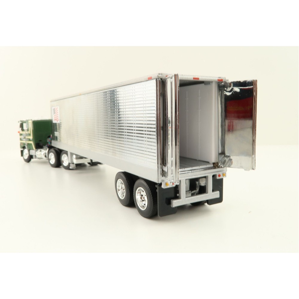 First Gear 60-1428 Peterbilt Model 352 COE Truck with Reefer Trailer - Greenstein Trucking Company - Scale 1:64