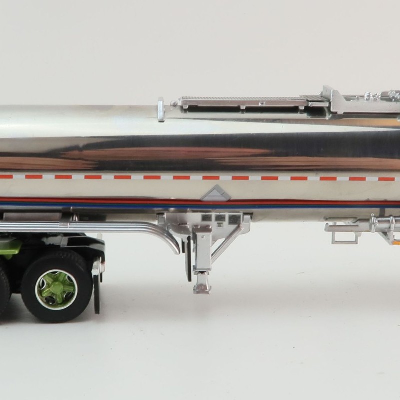 First Gear 60-1640 White Western Star 4900 with 36 Vintage Sleeper & Brenner Chemical Tank Trailer Dark Green & Olive Scale 1:64