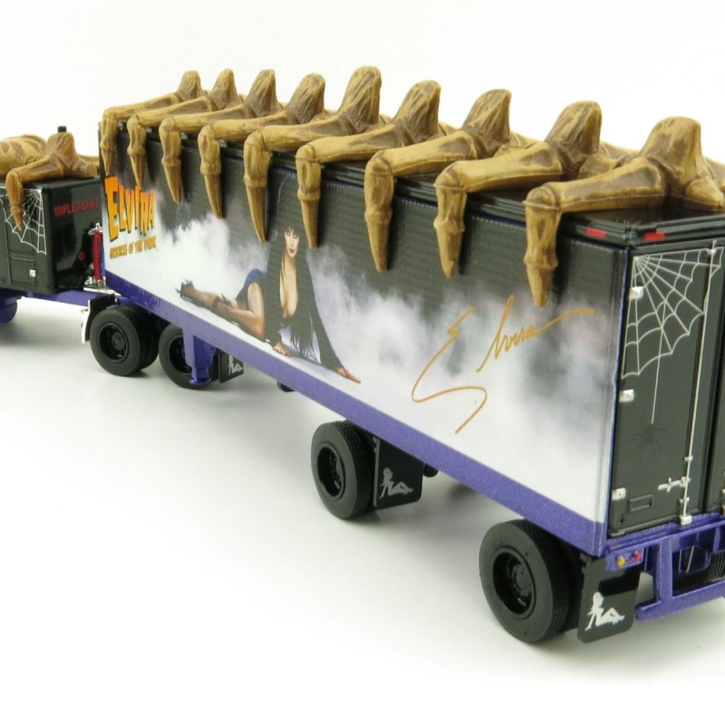 First Gear 69-0880 Custom Mack Super-Liner Truck with 40' Dry Goods Trailer Elvira Mistress of the Dark 40 Years - Scale 1:64