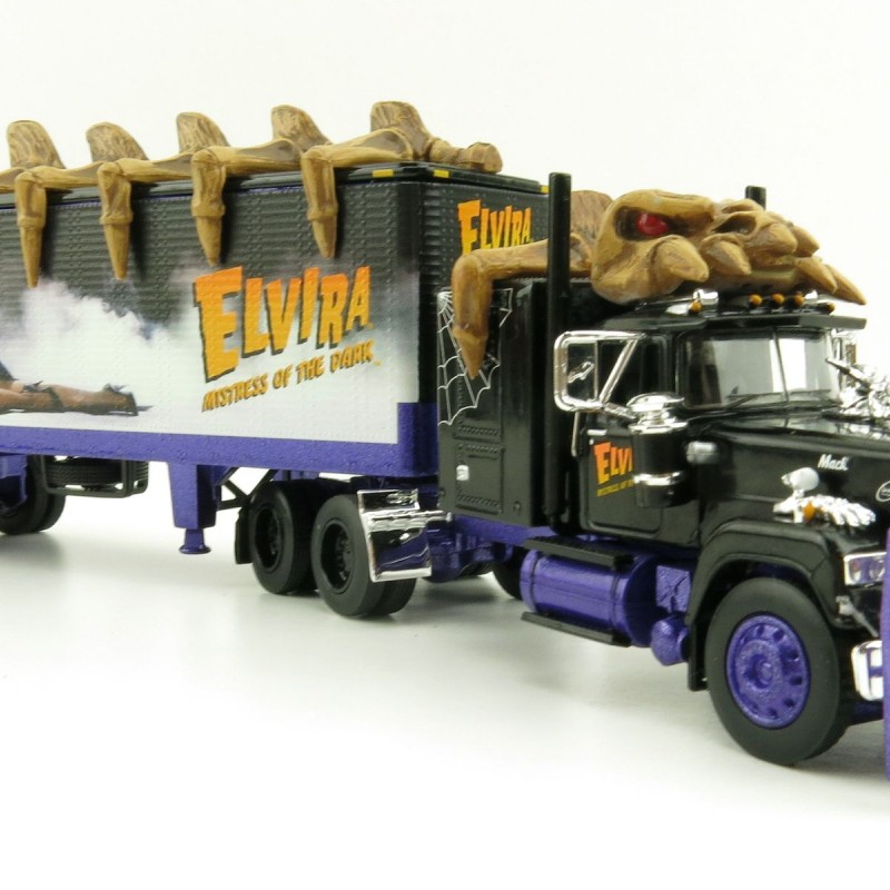 First Gear 69-0880 Custom Mack Super-Liner Truck with 40' Dry Goods Trailer Elvira Mistress of the Dark 40 Years - Scale 1:64