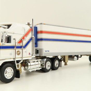 First Gear 69-1602 Kenworth K100 COE Truck and Trailer with Reefer - VIT200 Bicentennial - Scale 1:64