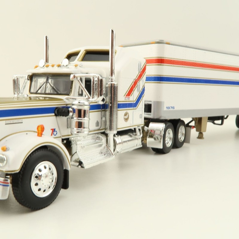 First Gear 69-1605 Kenworth W900A Truck and Trailer with Reefer - VIT200 Bicentennial - Scale 1:64