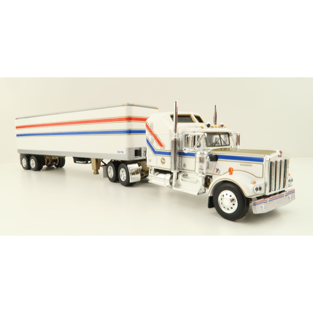 First Gear 69-1605 Kenworth W900A Truck and Trailer with Reefer - VIT200 Bicentennial - Scale 1:64