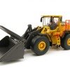 First Gear 80-0337 Volvo L180H Wheel Loader Waste Handler - Scale 1:87