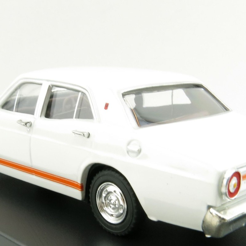 DDA Collectibles - 1967 Ford Falcon XR GT Car - Avis White - Scale 1:43