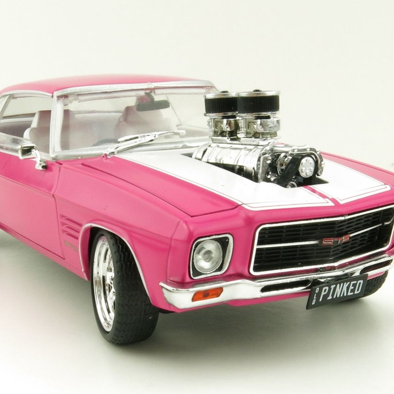 DDA GreenLight DDA207 1973 Custom Holden HQ Monaro GTS 350 Pinked - Scale 1:24