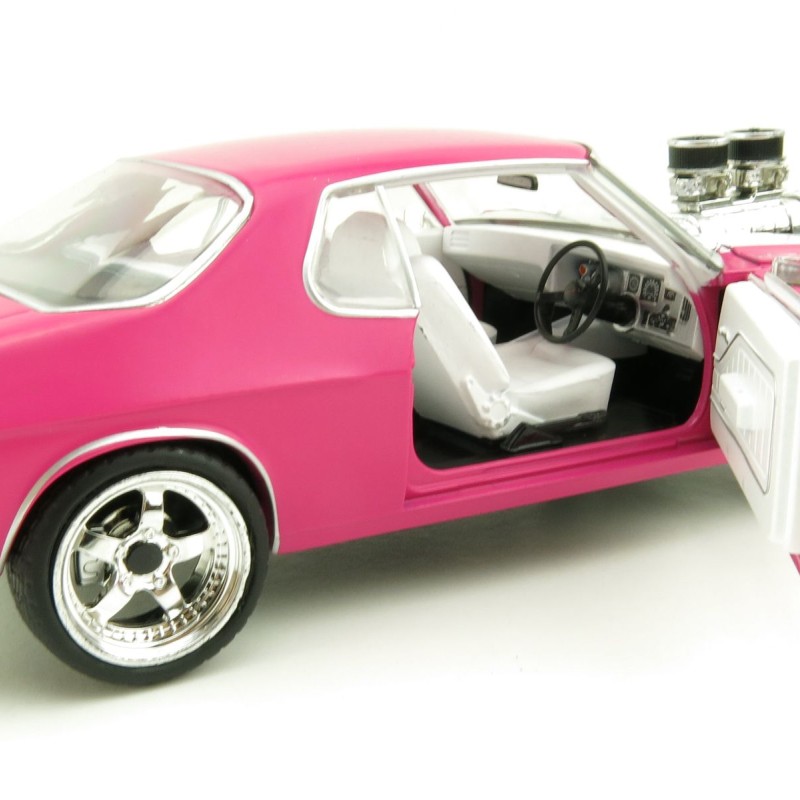 DDA GreenLight DDA207 1973 Custom Holden HQ Monaro GTS 350 Pinked - Scale 1:24