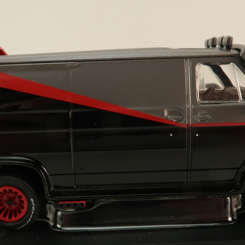 GREENLIGHT GL86515 Movie B.A.'s 1983 GMC Vandura - The A-Team (1983 - 87) - Scale 1:43