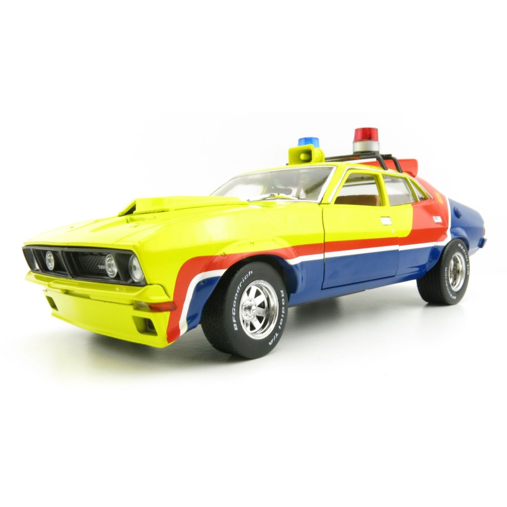 GreenLight 13574 - 1974 Ford Falcon XB MFP 4 Door Sedan - Mad Max - First of the V8 Interceptors Scale 1:18