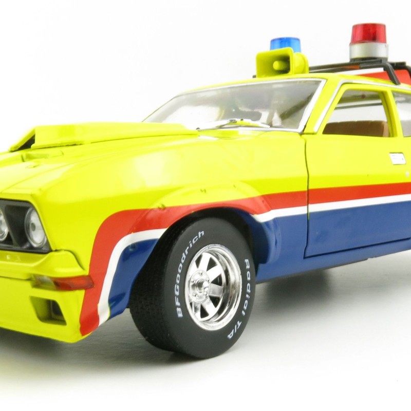 GreenLight 13574 - 1974 Ford Falcon XB MFP 4 Door Sedan - Mad Max - First of the V8 Interceptors Scale 1:18