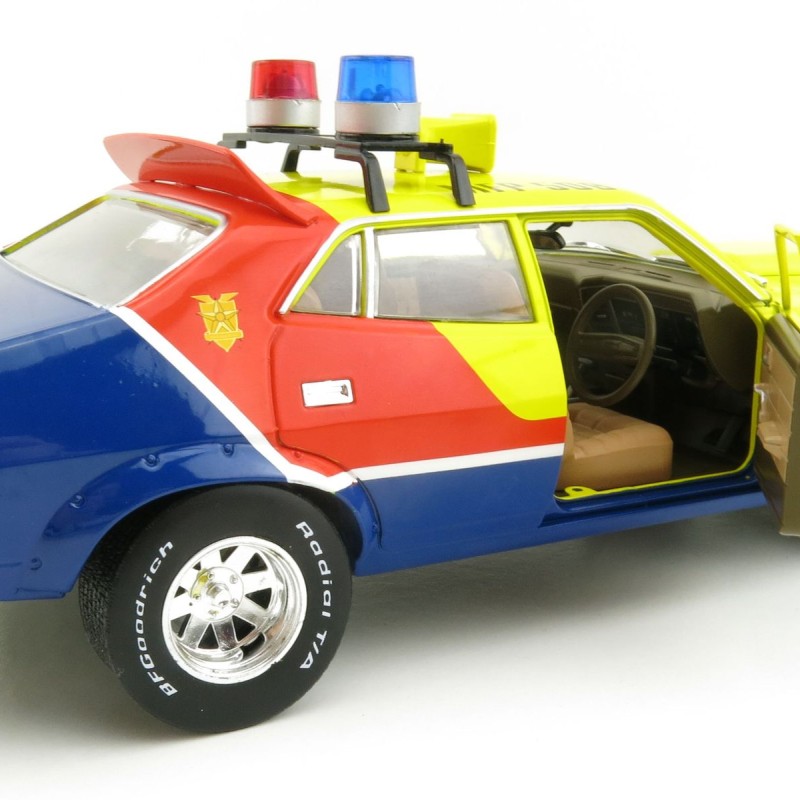 GreenLight 13574 - 1974 Ford Falcon XB MFP 4 Door Sedan - Mad Max - First of the V8 Interceptors Scale 1:18
