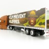 Greenlight 30323 - Mack Anthem 18 Wheeler with Trailer - Smokey Bear - 1:64 Scale