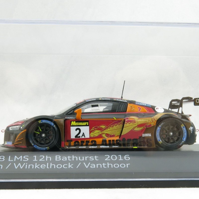 Spark - Audi R8 LMS #2 12h Bathurst 2016 Davison, Winkelhock, Vanthoor Scale 1:43