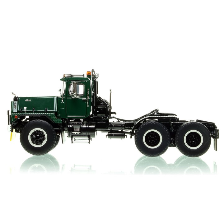 Heavy Haul Replicas HHR129D-4 - Mack RD800 Tandem Axle Tractor - Green over Black - Scale 1:50