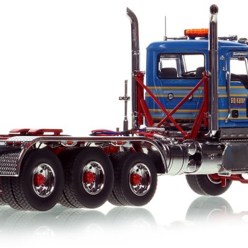 Heavy Haul Replicas HHR135B-1 - 2018 Mack Titan Tri-Axle Prime Mover Sid Kamp Trucking - Scale 1:50