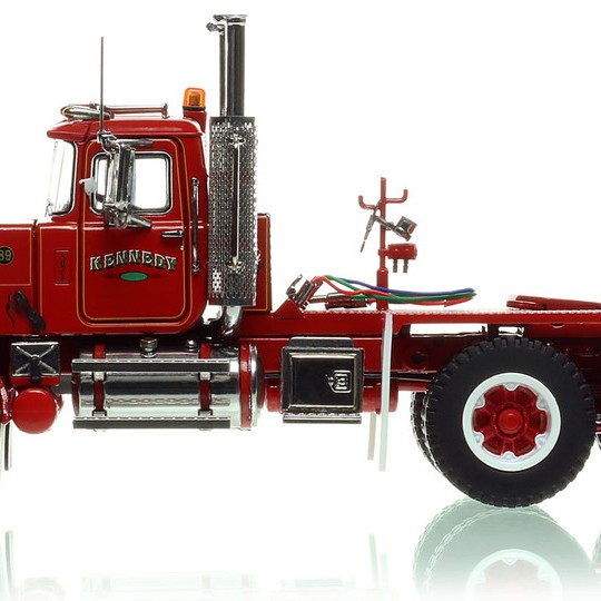 Heavy Haul Replicas HHR138D-1 - 1989 Mack Superliner 6x4 Prime Mover - Kennedy - Scale 1:50