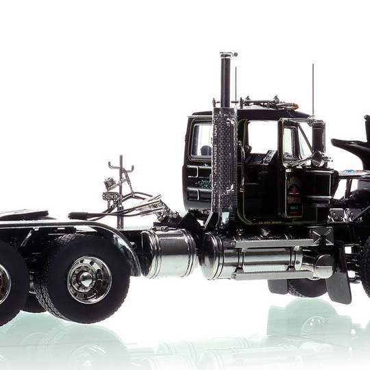 Heavy Haul Replicas HHR138J-1 - 1988 Mack Superliner 6x4 Prime Mover - D. Rounds Trucking - Scale 1:50