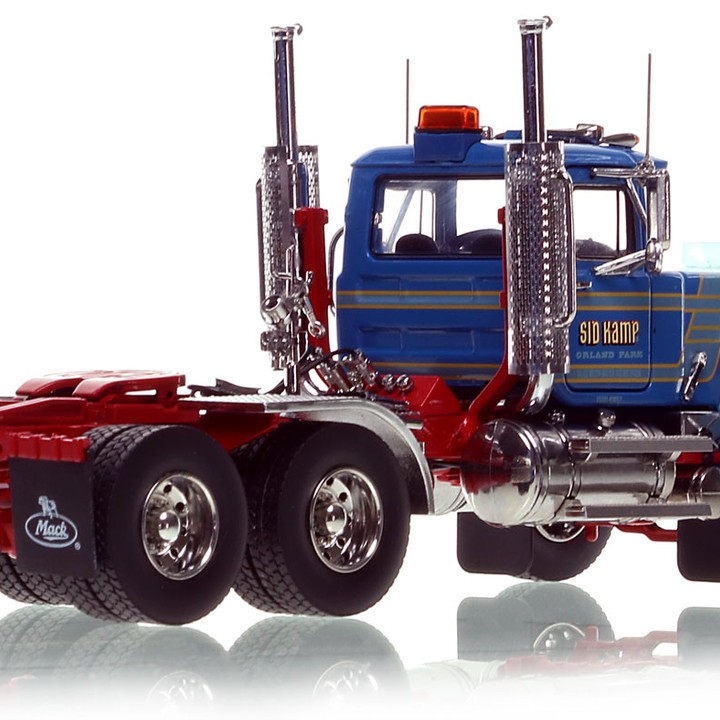Heavy Haul Replicas HHR138L-1 - 1987 Mack Superliner 6x4 Prime Mover - Sid Kamp Trucking - Scale 1:50