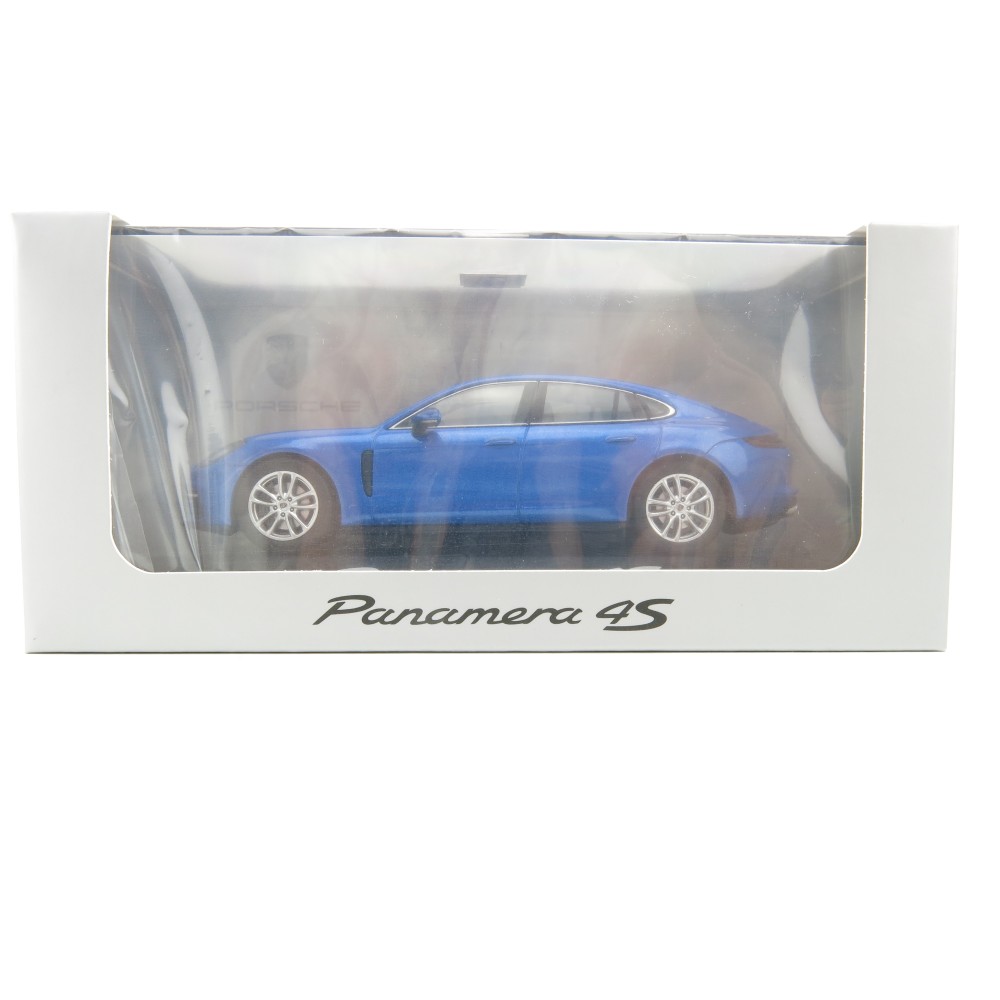 Herpa - 2016 Porsche Panamera 4S 2016 Sapphire Blue Metallic - 1:43 Scale