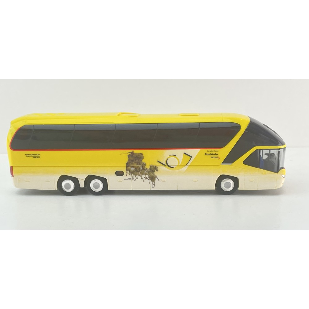 Rietze 66763 Neoplan Starliner II Coach Bus Postauto - Region Graubünden Chur - Scale 1:87