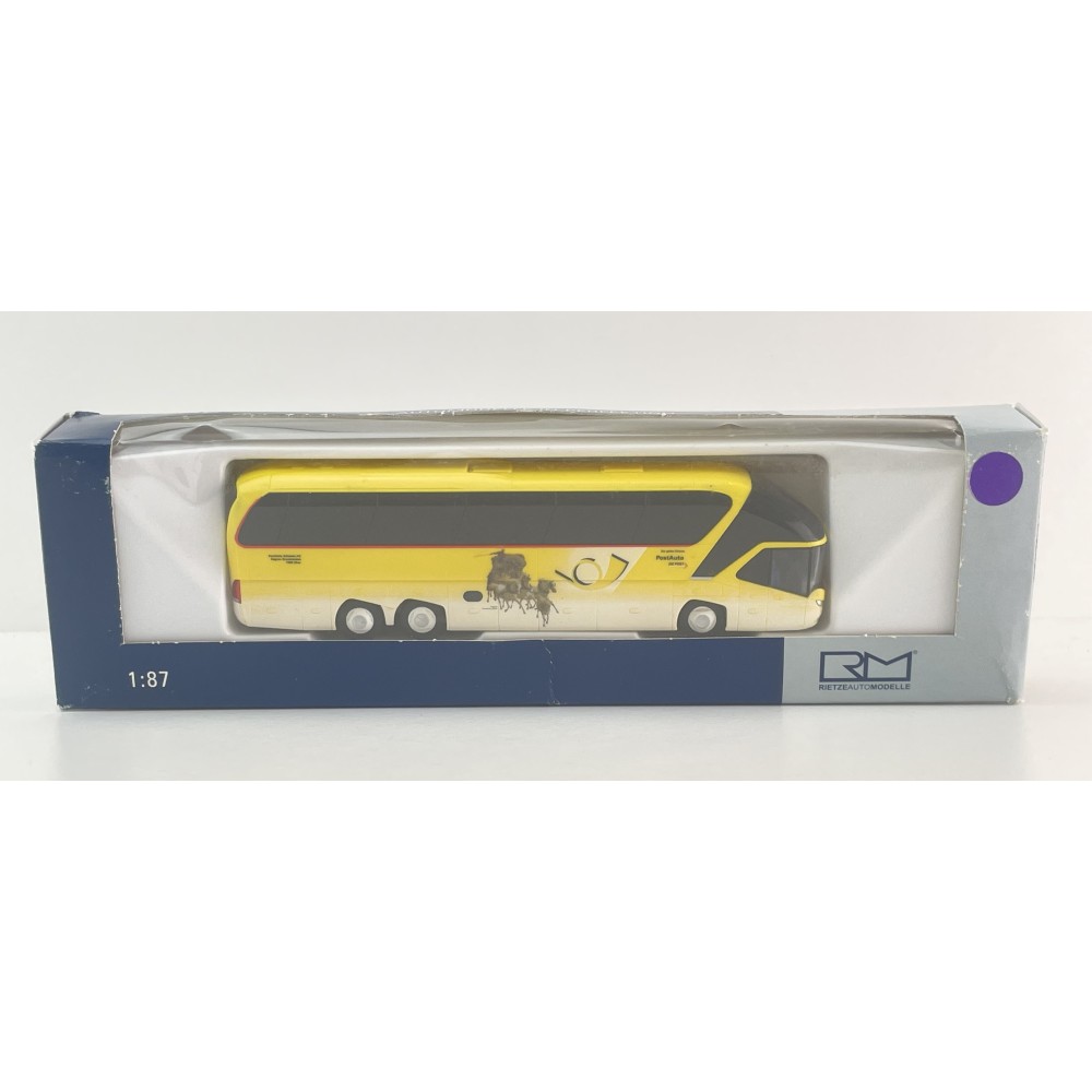Rietze 66763 Neoplan Starliner II Coach Bus Postauto - Region Graubünden Chur - Scale 1:87