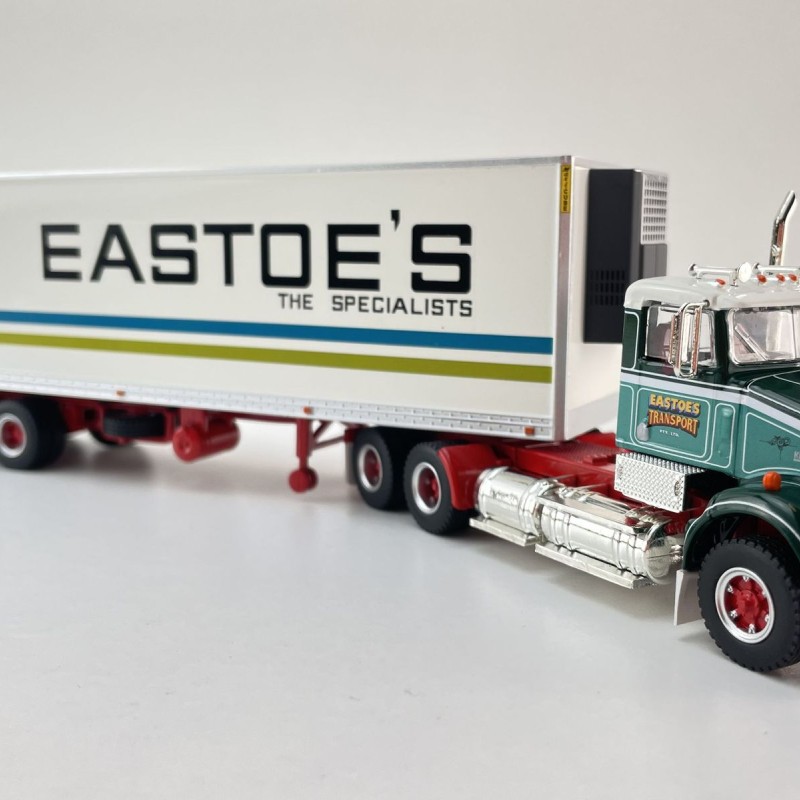 Highway Replicas 12032 Australian Kenworth SAR Day Cab Prime Mover Freight Reefer Semi Box Trailer Eastoe's Transport Scale 1:64