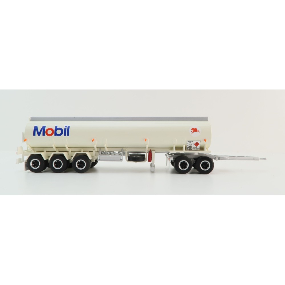Highway Replicas 12972 Australian Tanker Road Train Trailer Mobil Oil - Scale 1:64