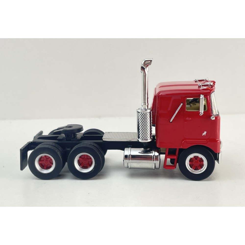 Top Shelf - 1962 Mack F700 6x4 Prime Mover Truck Red Diecast - Scale 1:64