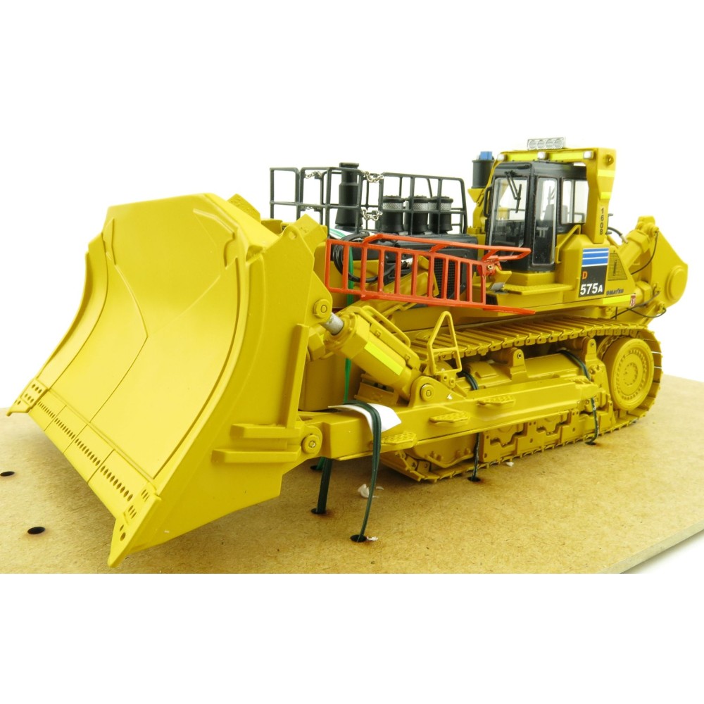 Himobo - Komatsu 575 Alcoa Dozer Scale 1:50