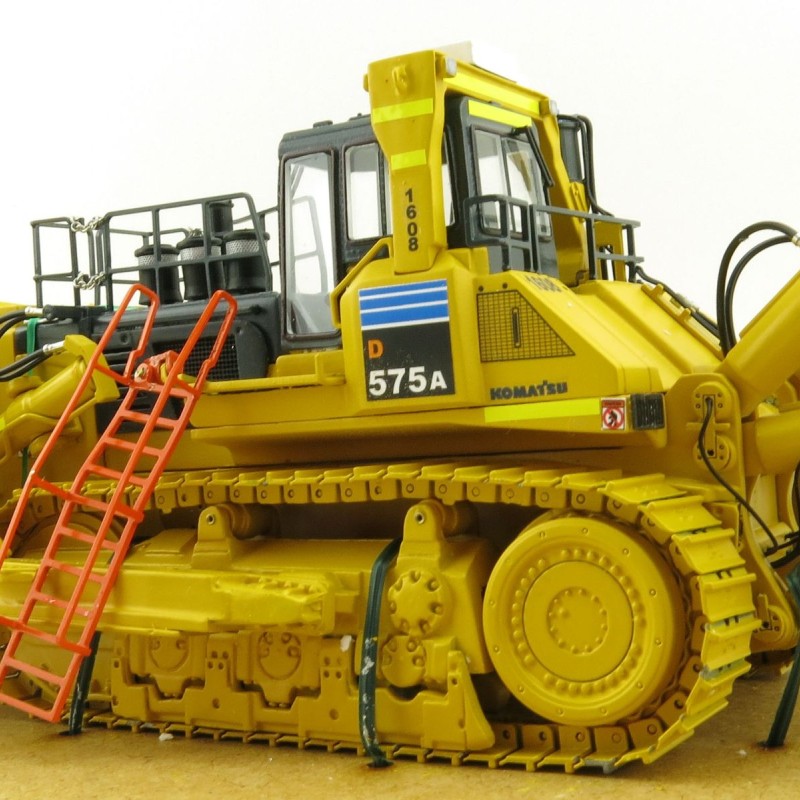 Himobo - Komatsu 575 Alcoa Dozer Scale 1:50