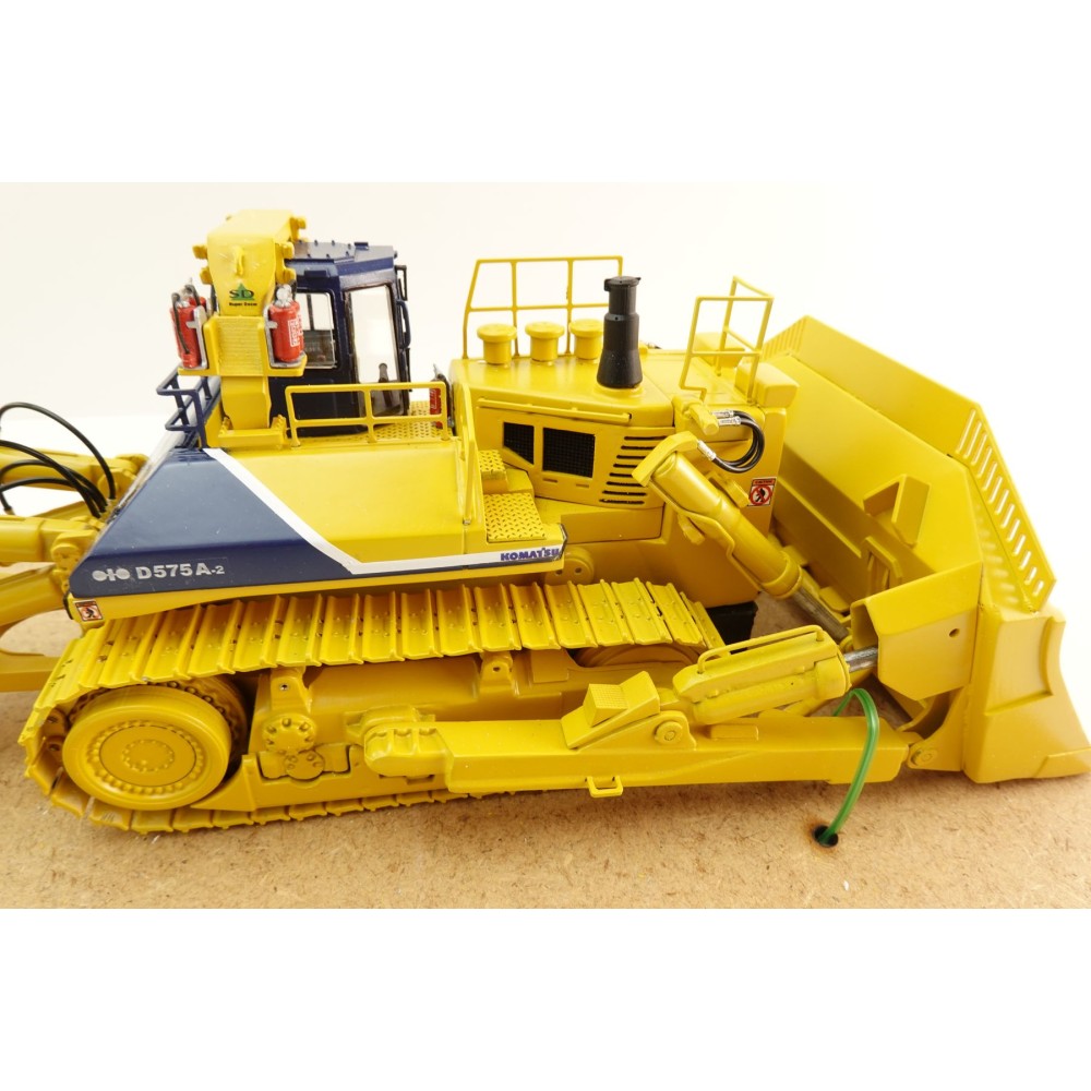 Himobo - Komatsu 575 SR Super Ripper Dozer Scale 1:50