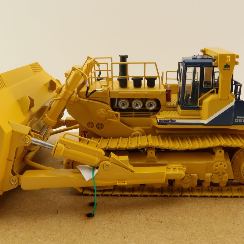 Himobo - Komatsu D575 A2 SD Super Dozer - Yellow - Scale 1:50
