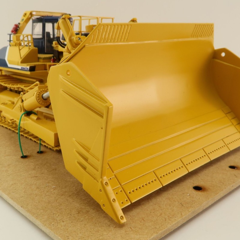 Himobo - Komatsu D575 A2 SD Super Dozer - Yellow - Scale 1:50