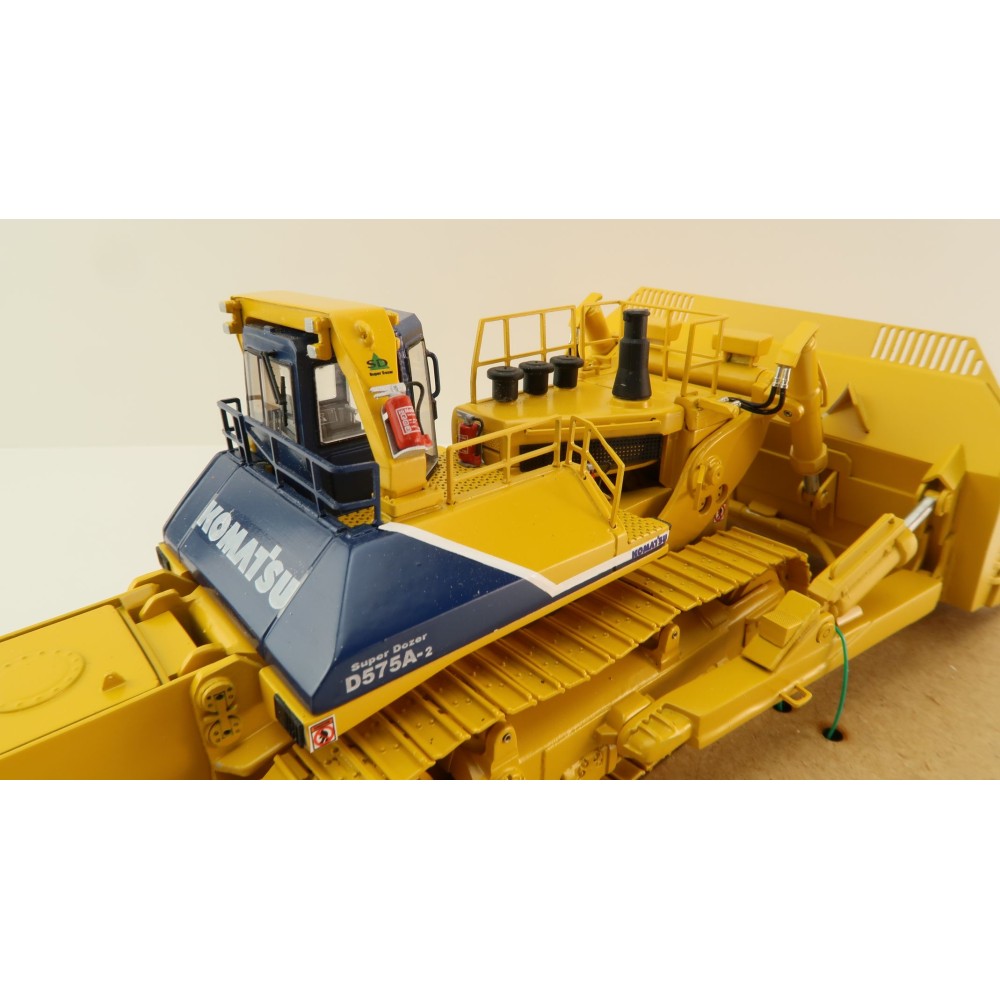 Himobo - Komatsu D575 A2 SD Super Dozer - Yellow - Scale 1:50