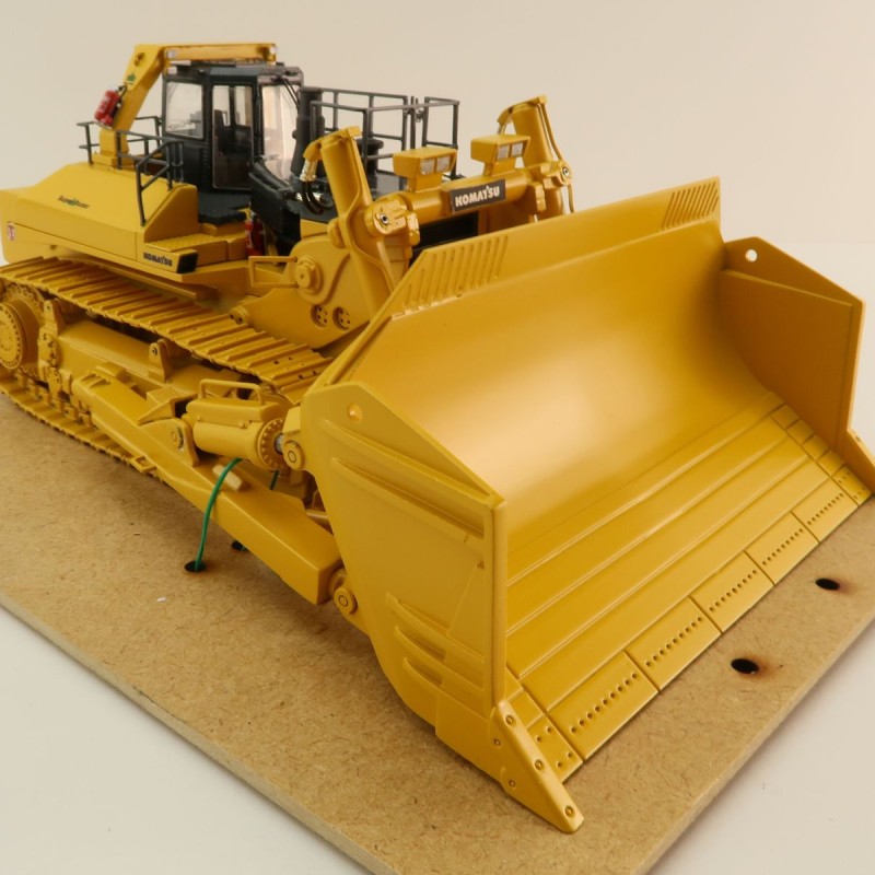 Himobo - Komatsu D575 A3 SD Super Dozer - Yellow - Scale 1:50
