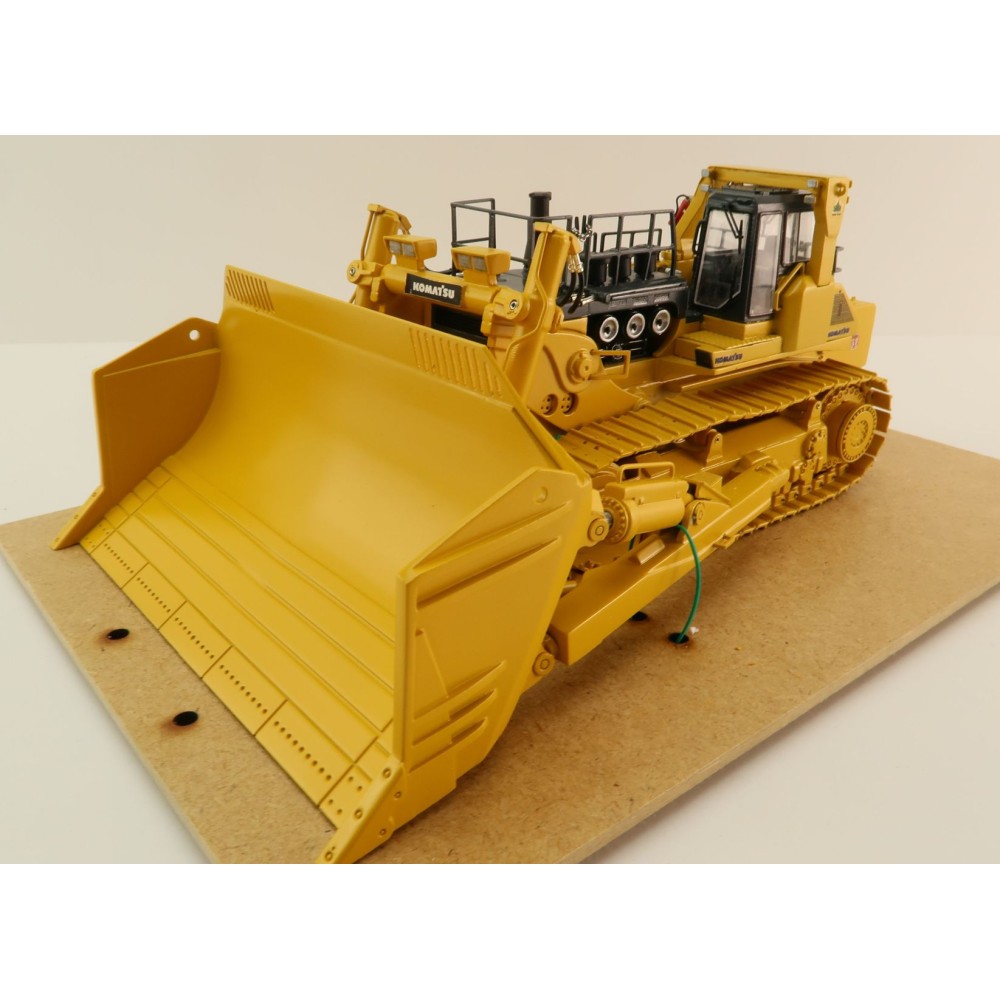 Himobo - Komatsu D575 A3 SD Super Dozer - Yellow - Scale 1:50