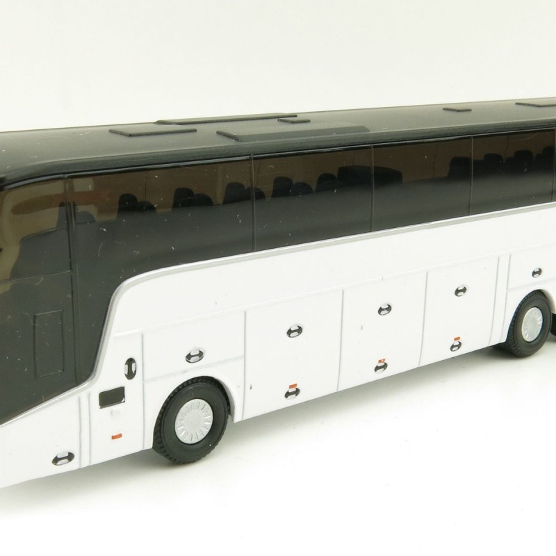 Holland Oto - Van Hool Astron TX Bus 3 axle - Scale 1:87
