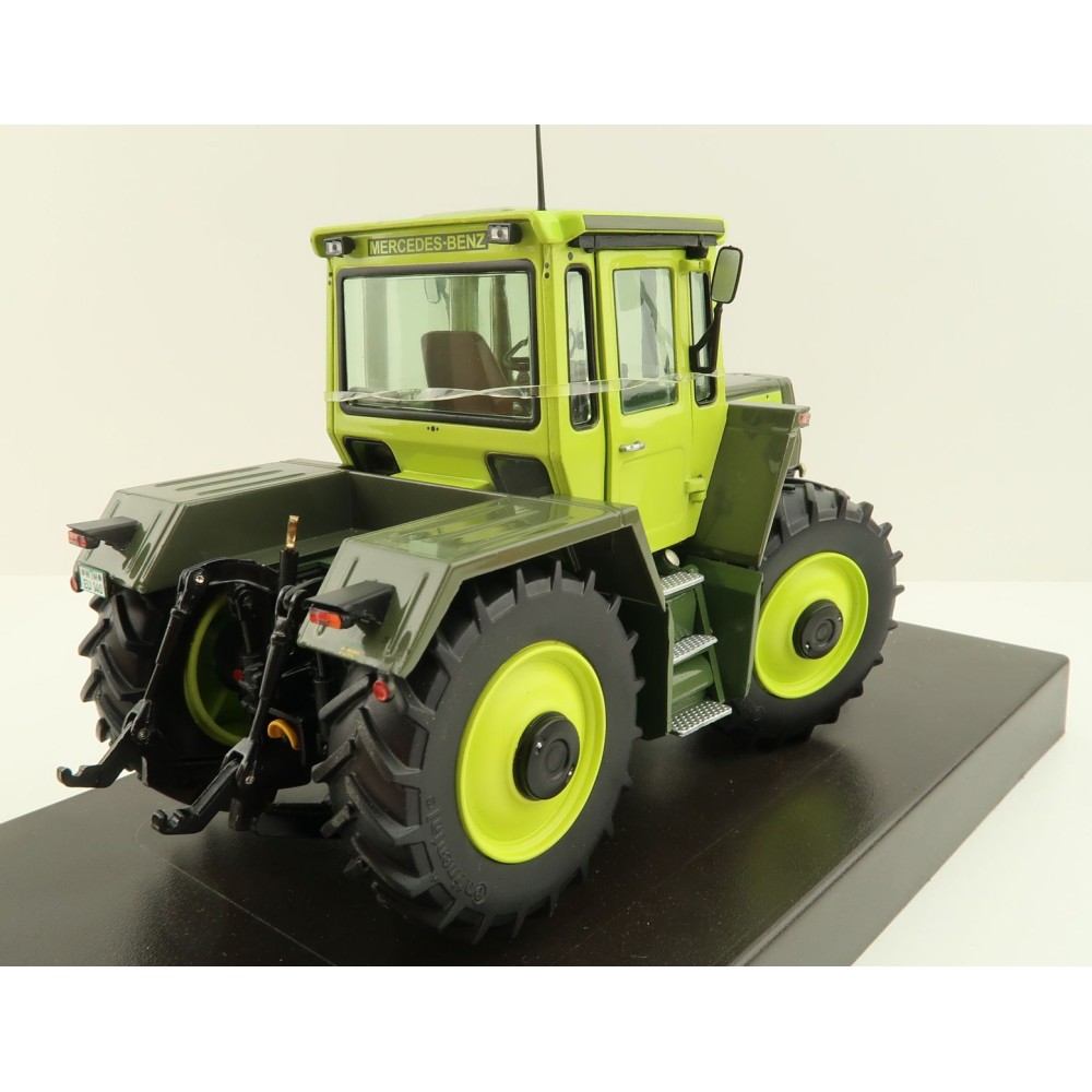 Weise Toys 1075 Mercedes Benz MB Trac 1300 W443 Knicknase Tractor - Scale 1:32