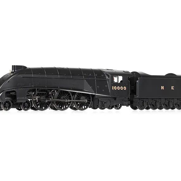 Hornby R30124 LNER W1 Class Hush Hush Streamlined 4-6-4 Steam Locomotive 10000  - Era 4