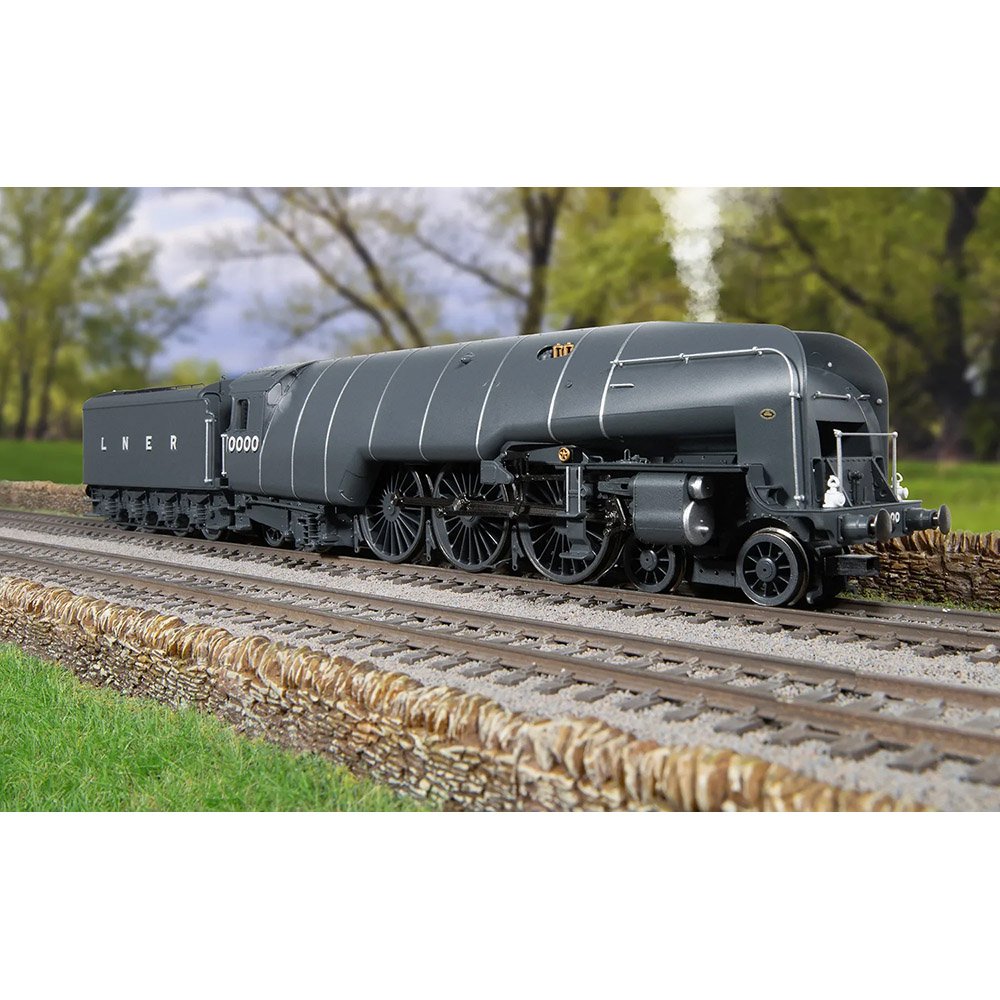 Hornby R30352SS LNER W1 Class Hush Hush 4-6-4 Locomotive 10000 With Steam Generator Era 3