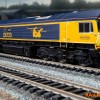 Hornby R30429 Railroad Plus Class 66 GBRf - Chinook 66723 Diesel Locomotive - Era 11