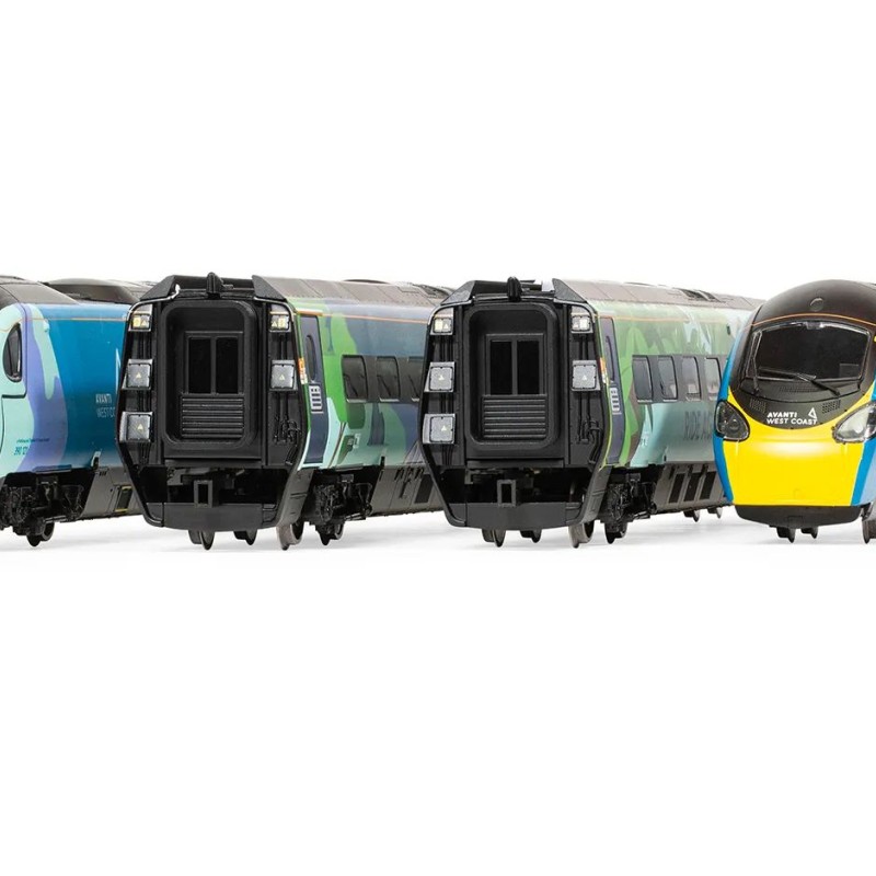 Hornby R30444 Avanti West Coast - Class 390 - 390121 - 4 Car Train Pack COP26 Livery - Era 11