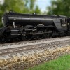 Hornby R30454 LNER Class A10 4472 Steam Loco Flying Scotsman - VE Day 80th Anniversary - Era 3