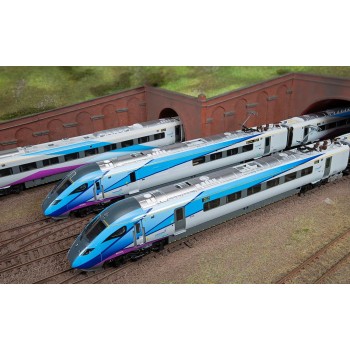 Hornby R3908 TransPennine Express Hitachi Class 802/2 Nova 1 Passenger Train Set - Era 11 OO Scale