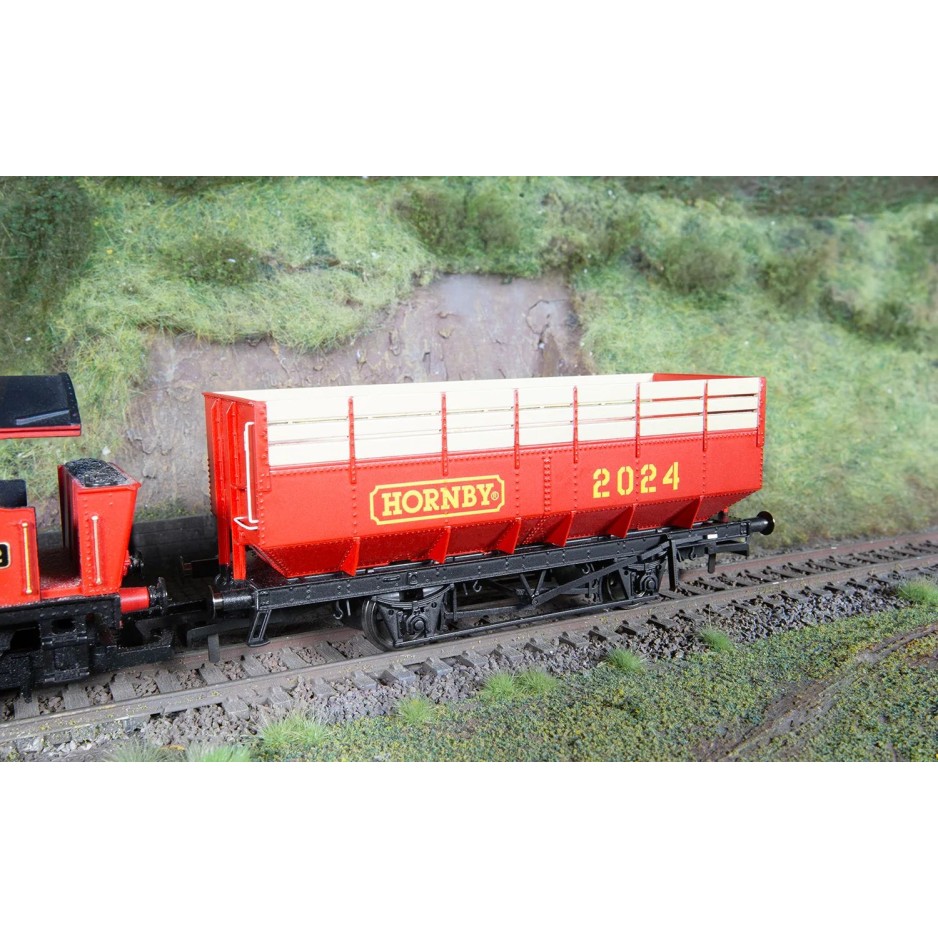 Hornby R60261 Hornby Year 2024 Coke Hopper Wagon OO Scale
